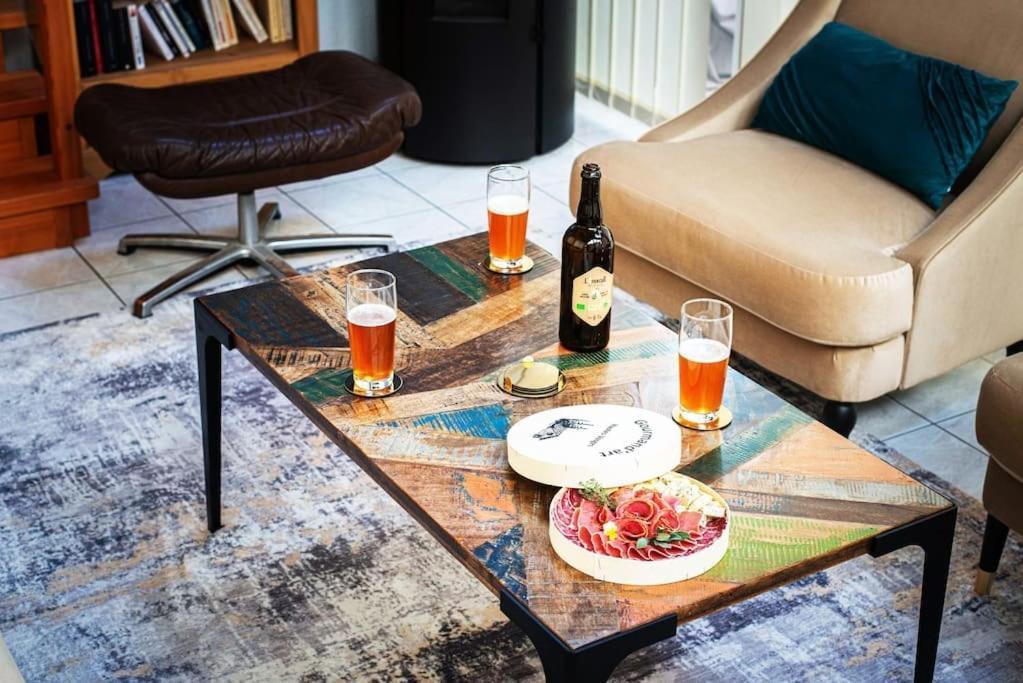 La Coquette ! Maison Au Coeur De La Bresse Avec Veranda Barbecue Garage Baby-Foot Et Barre De Son מראה חיצוני תמונה